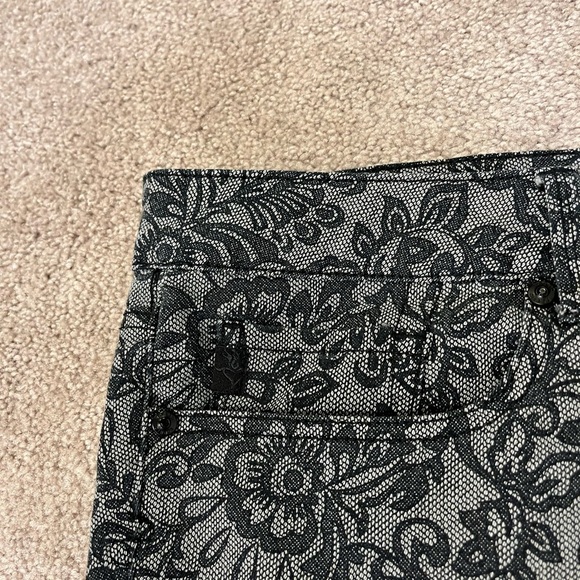 Torrid Floral Denim Jeans with Zipper Detail - Picture 3 of 9